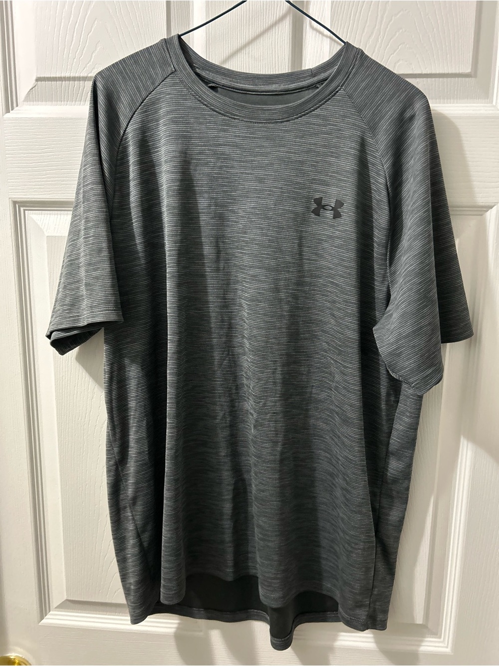 Under Armour Tech 2.0 Tee Men’s Large Gray Heather Loose Fit Athletic Shirt